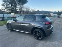 Usata Peugeot 208 GT 131 CV (96 kW) 2023 Grigio Utilitaria