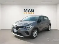 Usata Renault Captur Zen 91 CV (66 kW) 2021 Grigio SUV