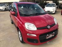 Usata Fiat Panda Lounge 69 CV (50 kW) 2013 Rosso Utilitaria