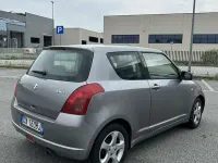 Usata Suzuki Swift 101 CV (74 kW) 2006 Grigio Utilitaria