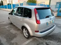 Usata Ford C-MAX Ghia 90 CV (66 kW) 2006 Monovolume