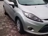 Usata Ford Fiesta 82 CV (60 kW) 2009 Grigio Berlina