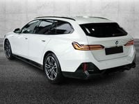 Usata BMW 520 M Sport 190 CV (139 kW) 2025 Bianco metallizzato Station wagon