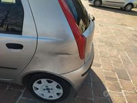 Usata Fiat Punto 60 CV (44 kW) 2006 Grigio Utilitaria