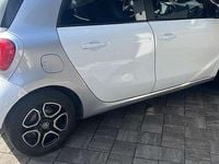 Begagnad Smart ForFour Electric Drive Passion 41 kW (56 HK) 2018 Vit Halvkombi