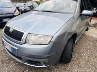 Usata Skoda Fabia Ambiente 64 CV (47 kW) 2005 Grigio Station wagon