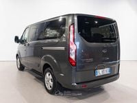 Usata Ford Tourneo Titanium 170 CV (125 kW) 2017 Gray Monovolume