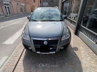Usata Fiat Sedici Dynamic 107 CV (78 kW) 2007 Grigio SUV