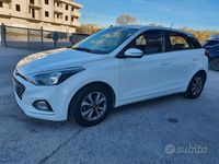 usata Hyundai i20 TECH 2ª serie - 1.2i NEOPATENTATI 2019