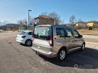 Usata VW Caddy Life 114 CV (83 kW) 2022 Grigio Monovolume