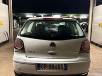 Usata VW Polo 80 CV (58 kW) 2005 Grigio Berlina
