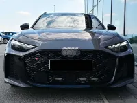 Usata Audi RS5 Ambiente 639 CV (469 kW) 2026 Grigio plateau Station wagon