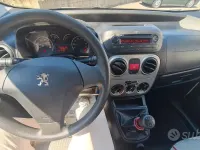 Usata Peugeot Bipper Style 75 CV (55 kW) 2015 Bianco Monovolume