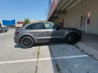Usata Porsche Macan 250 CV (183 kW) 2014 Grigio SUV