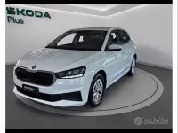 Usata Skoda Fabia Ambition 80 CV (58 kW) 2023 Bianco luna metalizzato Utilitaria