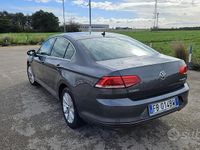 Usata VW Passat Business 120 CV (88 kW) 2016 Grigio Berlina