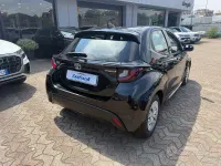 Usata Toyota Yaris Hybrid Business Edition 92 CV (67 kW) 2022 Nero Berlina