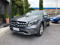 Usata Mercedes GLA200 136 CV (100 kW) 2018 Grigio SUV