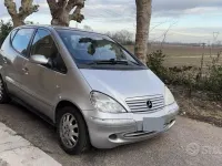 Usata Mercedes A140 82 CV (60 kW) 2002 Grigio Utilitaria