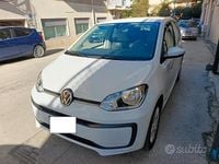 Usata VW up! Move 67 CV (49 kW) 2023 Bianco Utilitaria