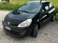 Usata Renault Clio II Dynamique 75 CV (55 kW) 2007 Nero Berlina