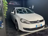 Usata VW Golf VI 80 CV (58 kW) 2011 Bianco Utilitaria