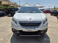 Usata Peugeot 2008 Allure 120 CV (88 kW) 2016 Bianco SUV