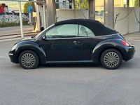 Usata VW New Beetle 105 CV (77 kW) 2007 Nero Utilitaria