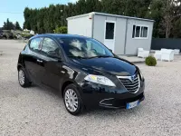 Usata Lancia Ypsilon Gold 69 CV (50 kW) 2014 Nero Utilitaria