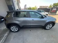 Usata Jeep Avenger Altitude 102 CV (75 kW) 2024 Grigio SUV