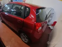 Usata Chevrolet Aveo 84 CV (61 kW) 2010 Rosso Berlina