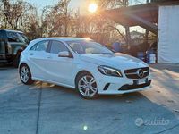 Usata Mercedes A180 122 CV (89 kW) 2015 Bianco Berlina