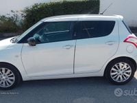 Usata Suzuki Swift 94 CV (69 kW) 2011 Bianco Utilitaria
