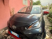 Usata Toyota Aygo 72 CV (52 kW) 2017 Nero Utilitaria