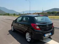 Usata Opel Corsa 60 CV (44 kW) 2009 Nero Utilitaria