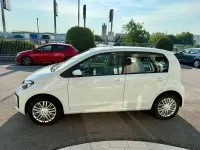 Usata VW up! Move 65 CV (47 kW) 2023 Bianco Utilitaria