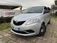 Usata Lancia Ypsilon Gold 69 CV (50 kW) 2017 Grigio Utilitaria