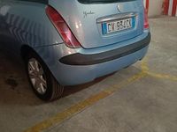 Usata Lancia Ypsilon 69 CV (50 kW) 2005 Blu Utilitaria