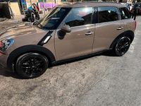 Usata Mini Cooper SD Countryman Business 143 CV (105 kW) 2014 Marrone SUV