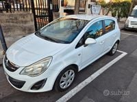 Usata Opel Corsa Edition 86 CV (63 kW) 2012 Bianco Utilitaria
