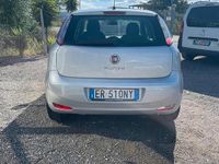 Usata Fiat Punto Lounge 75 CV (55 kW) 2013 Argento Utilitaria