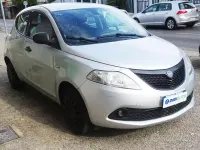 Usata Lancia Ypsilon 69 CV (50 kW) 2018 Grigio Utilitaria