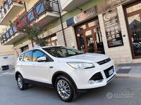 Usata Ford Kuga Titanium 163 CV (119 kW) 2014 Bianco SUV