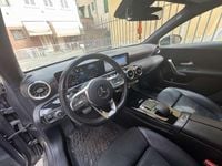 Usata Mercedes A180 Premium 116 CV (85 kW) 2019 Grigio Berlina