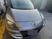 Usata Renault Scénic III XMOD 110 CV (80 kW) 2011 Grigio Monovolume