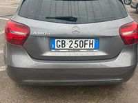 Usata Mercedes A180 109 CV (80 kW) 2017 Grigio Berlina