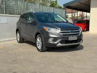 Usata Ford Kuga Titanium 150 CV (110 kW) 2017 Grigio SUV
