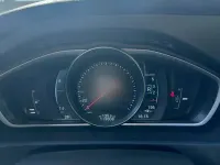 Usata Volvo V40 Momentum 114 CV (83 kW) 2015 Argento Berlina