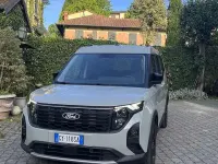 Usata Ford Tourneo Courier Active 124 CV (91 kW) 2025 Monovolume