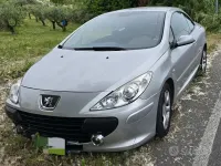 Usata Peugeot 307 CC 136 CV (100 kW) 2007 Grigio Cabrio